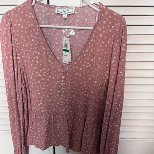 Junior's floral blouse